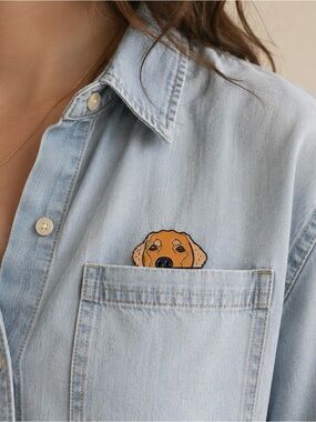 Golden Retriever Peeking Dog Enamel Lapel Pin